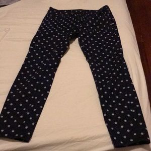 Skinny Ankle Pant..Navy Blue.Gently used